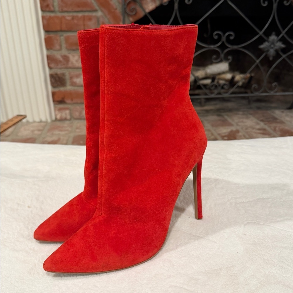 Elegant Red Suede leather Ankle Boots - Picture 7 of 9